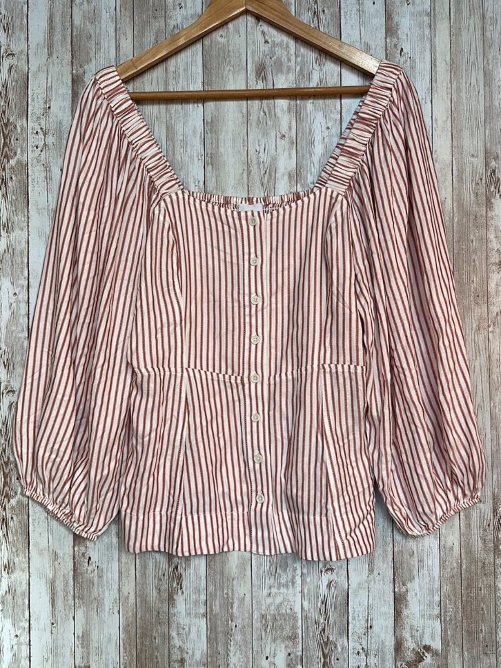 Cabi Carnival Blouse Button-Up Women's Bishop Sleeve sz Medium Red White Stripes